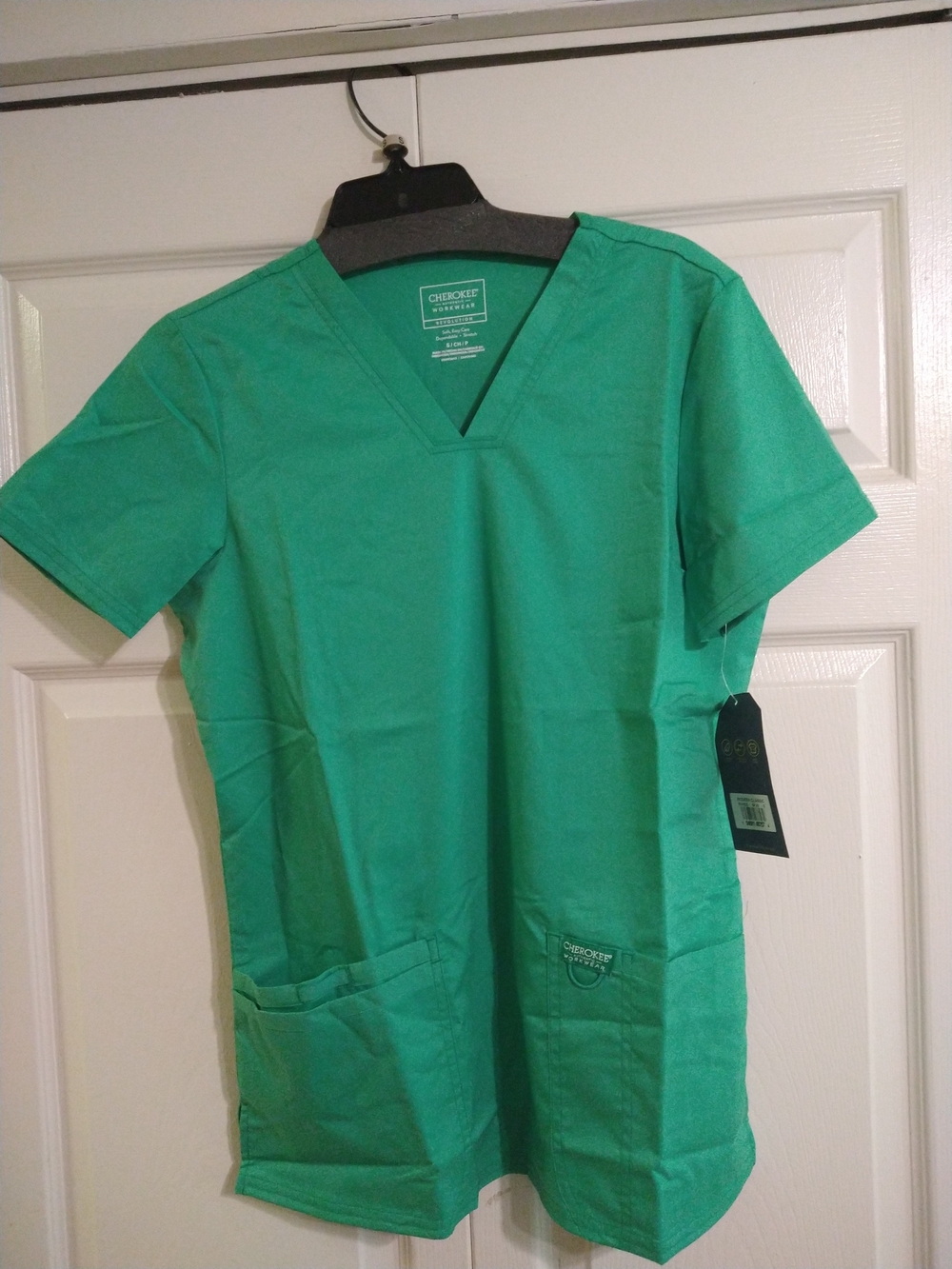 Cherokee Workwear Scrub Top in Bright Green